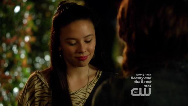 VampireDiariesWorld-dot-org_StarCrossedS01E04-1708.jpg