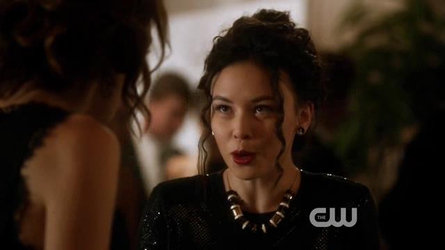 VampireDiariesWorld-dot-org_StarCrossedS01E06-1018.jpg