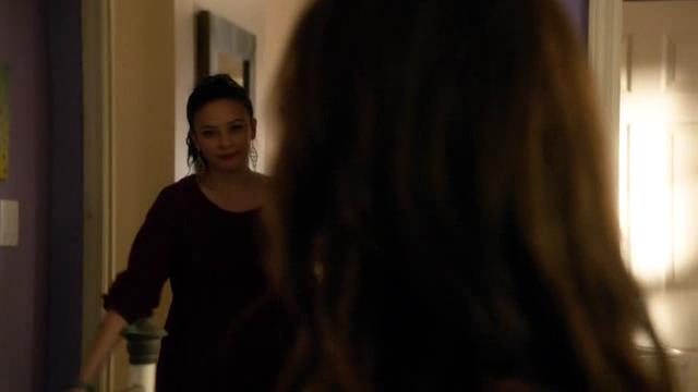 VampireDiariesWorld-dot-org_StarCrossedS01E06-2038.jpg