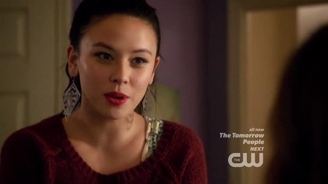 VampireDiariesWorld-dot-org_StarCrossedS01E06-2044.jpg