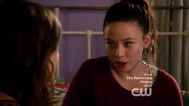 VampireDiariesWorld-dot-org_StarCrossedS01E06-2092.jpg