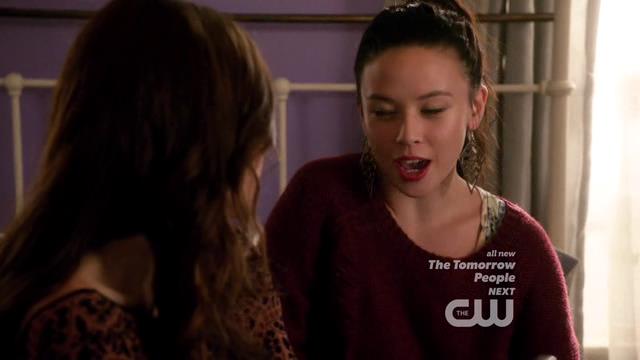 VampireDiariesWorld-dot-org_StarCrossedS01E06-2096.jpg