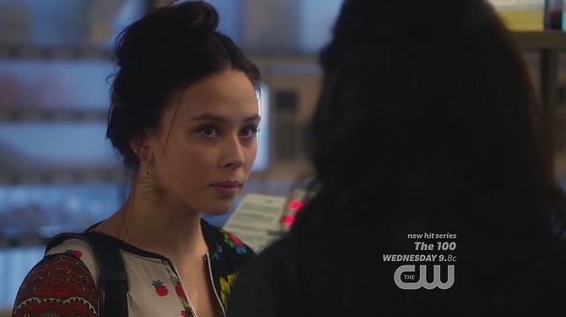 VampireDiariesWorld-dot-org_StarCrossedS01E08-0815.jpg