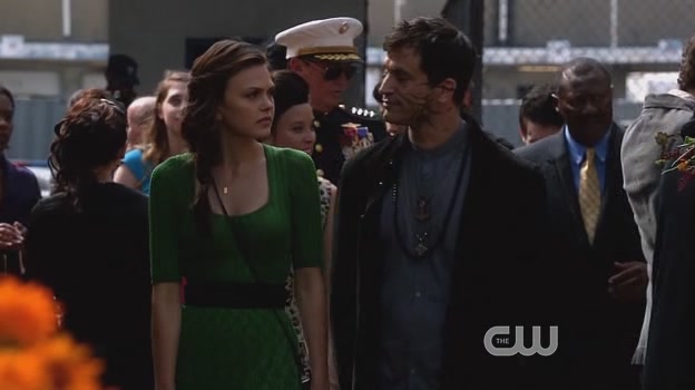 VampireDiariesWorld-dot-org_StarCrossedS01E08-1295.jpg