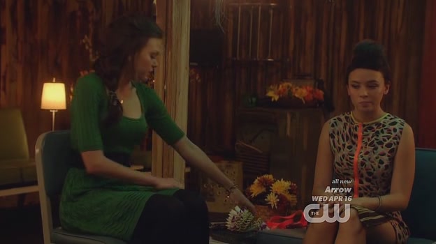 VampireDiariesWorld-dot-org_StarCrossedS01E08-1469.jpg