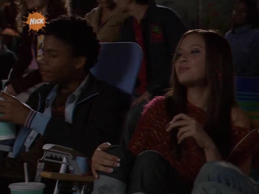 VampireDiariesWorld_dot_nl-UnfabulousS02E02-901.jpg