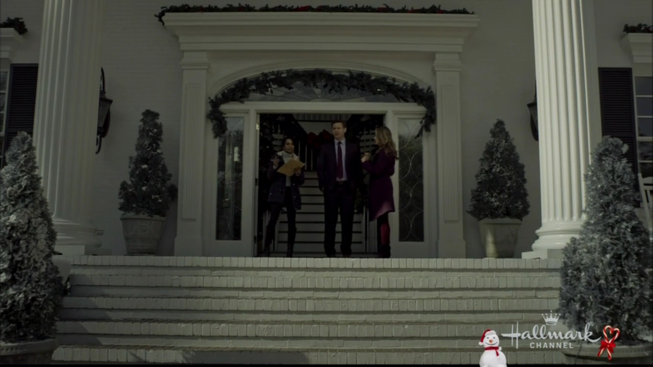 VampireDiariesWorld-dot-nl_ChristmasWishesAndMistletoeKisses04625.jpg