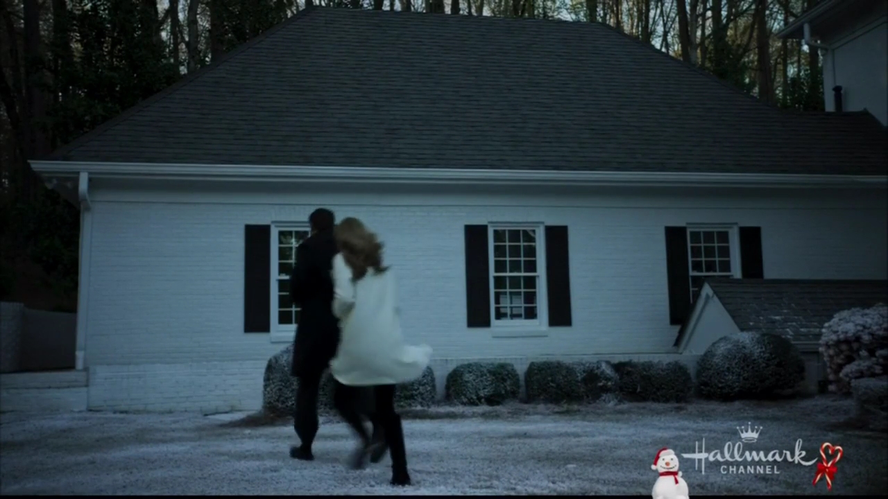 VampireDiariesWorld-dot-nl_ChristmasWishesAndMistletoeKisses05527.jpg