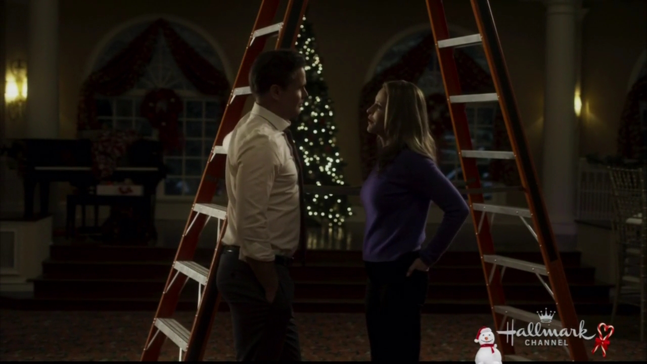 VampireDiariesWorld-dot-nl_ChristmasWishesAndMistletoeKisses05975.jpg