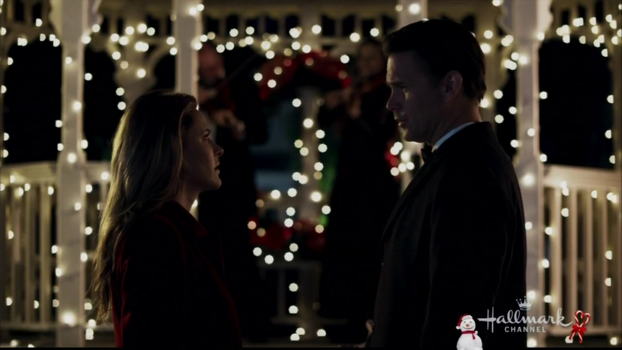 VampireDiariesWorld-dot-nl_ChristmasWishesAndMistletoeKisses07934.jpg