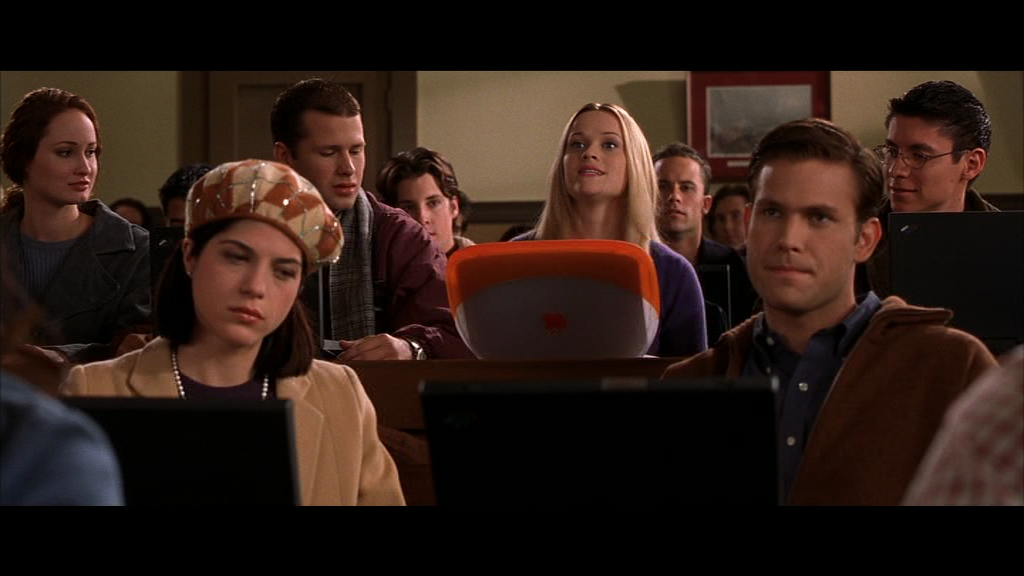 VampireDiariesWorld-dot-org_LegallyBlonde_Captures00401.png