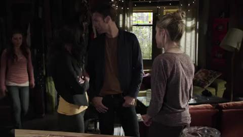 VampireDiariesWorld-dot-org_Cult1x03-0964.jpg