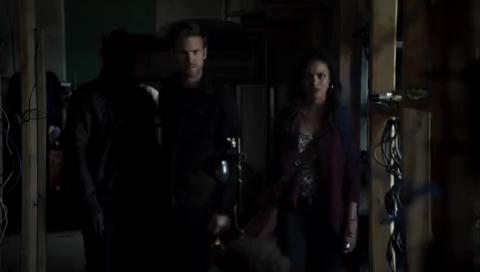 VampireDiariesWorld-dot-org_Cult1x041158.jpg