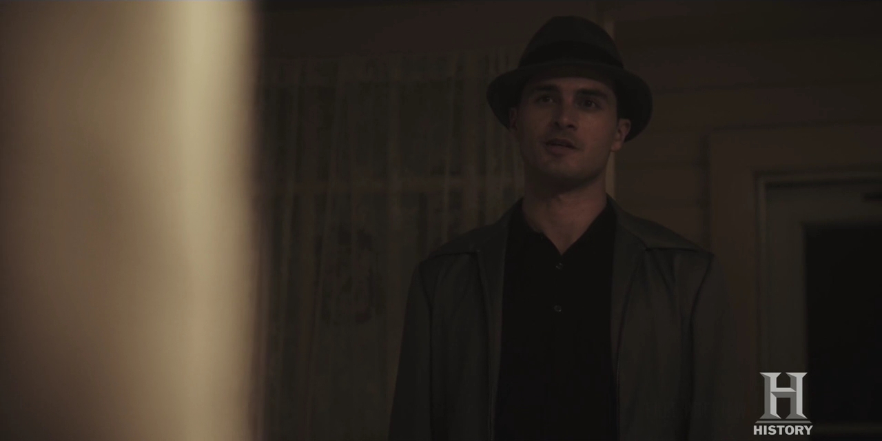 VampireDiariesWorld-dot-nl_ProjectBlueBook2x02-1790.jpg