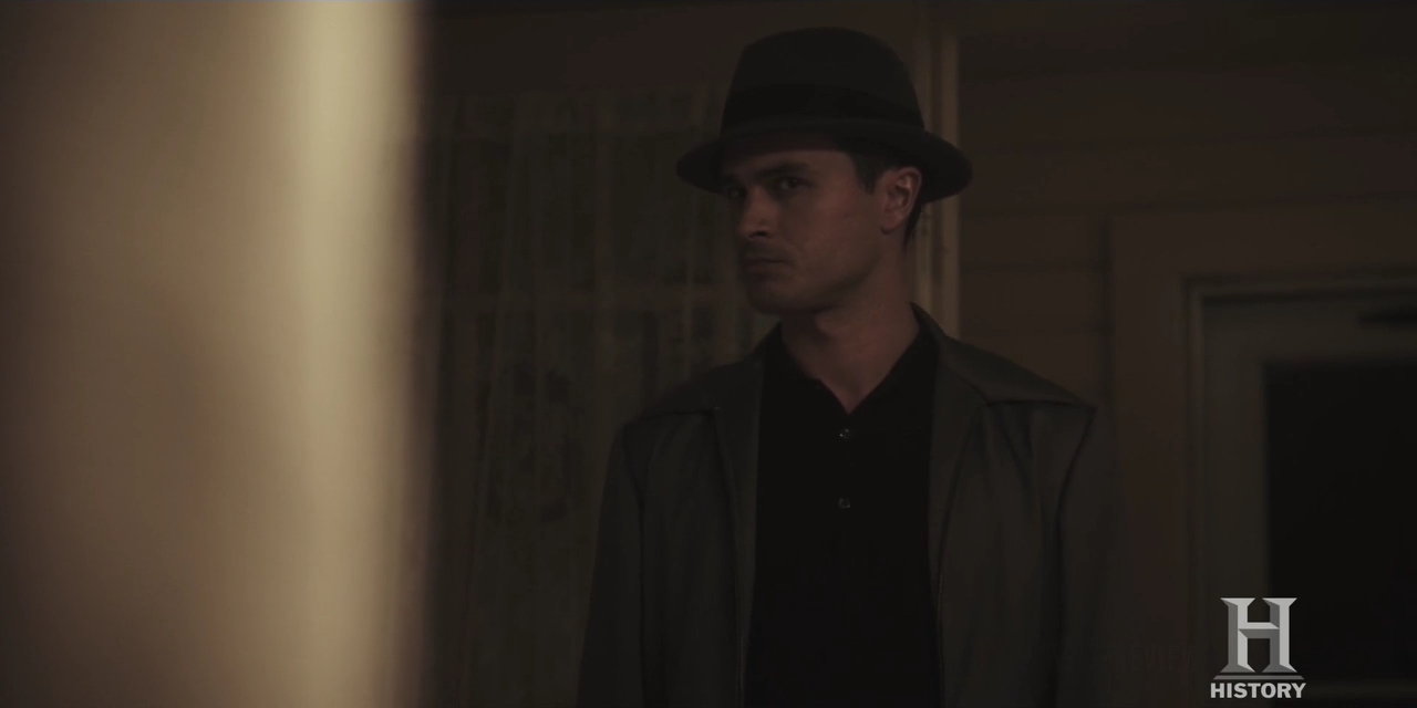 VampireDiariesWorld-dot-nl_ProjectBlueBook2x02-1799.jpg