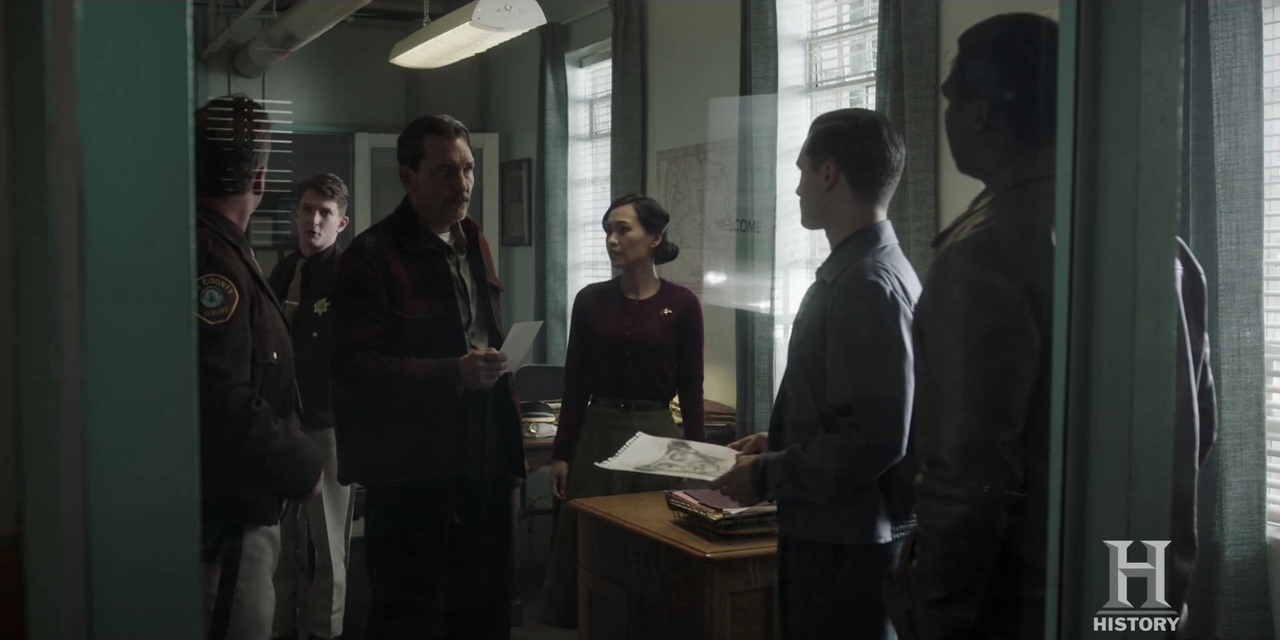 VampireDiariesWorld-dot-nl-ProjectBlueBook2x05-1960.jpg