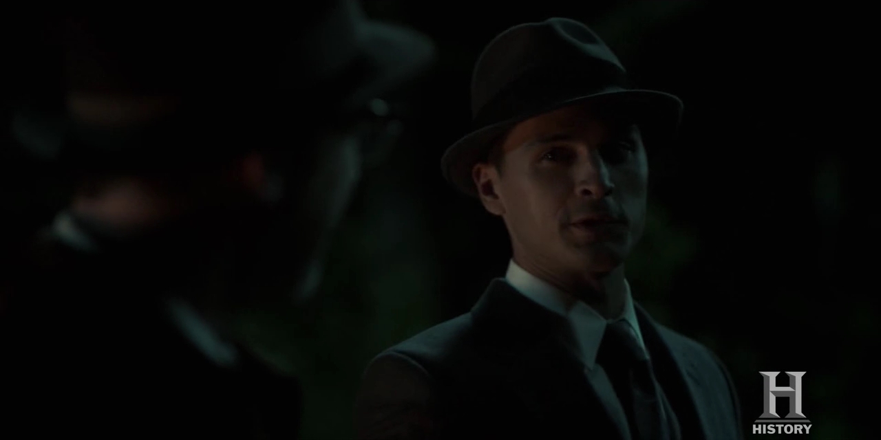 VampireDiariesWorld-dot-nl-ProjectBlueBook2x06-1261.jpg