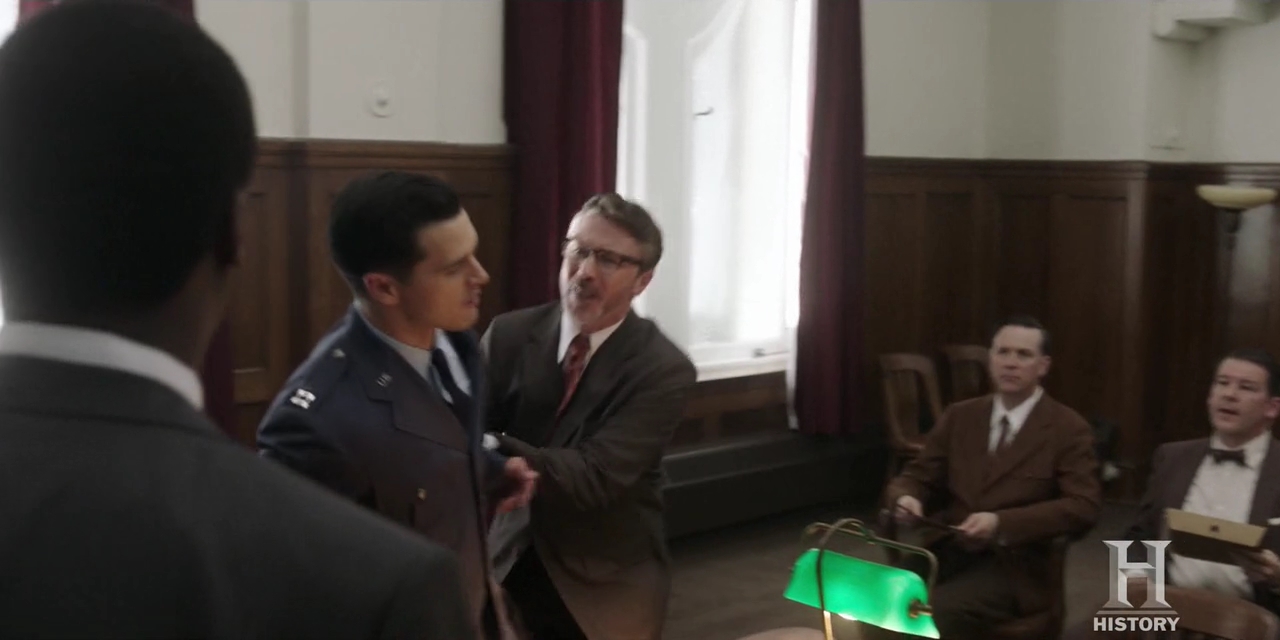 VampireDiariesWorld-dot-nl-ProjectBlueBook2x06-1911.jpg