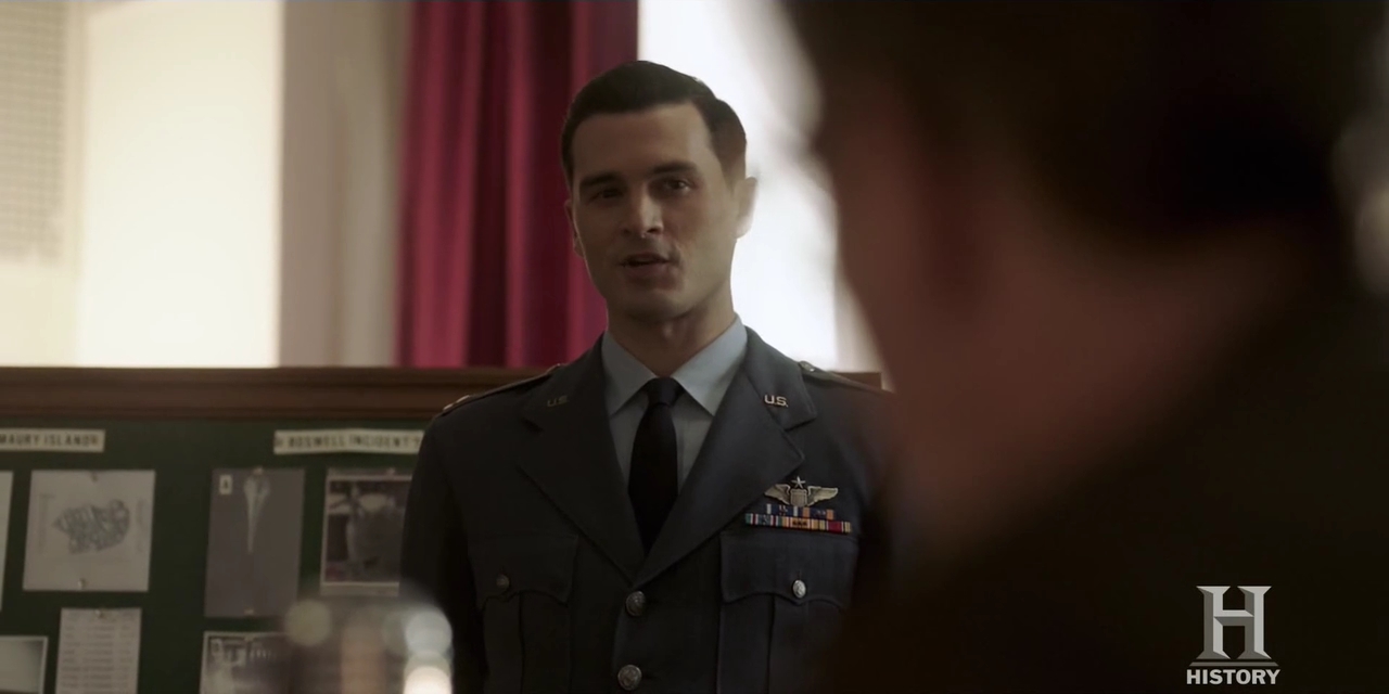 VampireDiariesWorld-dot-nl-ProjectBlueBook2x06-2363.jpg