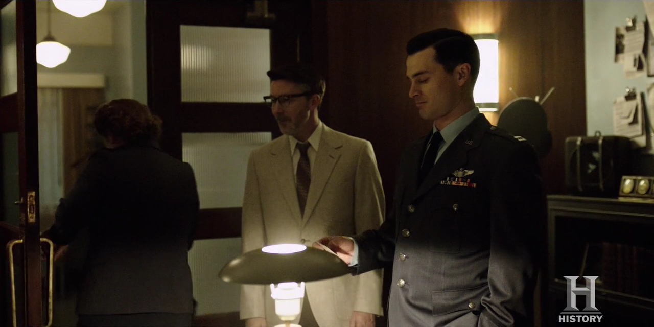 VampireDiariesWorld-dot-nl-ProjectBlueBook2x08-0135.jpg