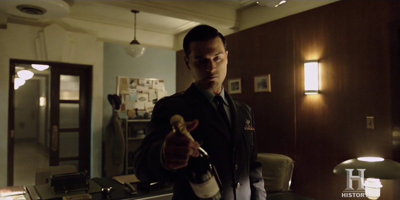 VampireDiariesWorld-dot-nl-ProjectBlueBook2x08-0144.jpg