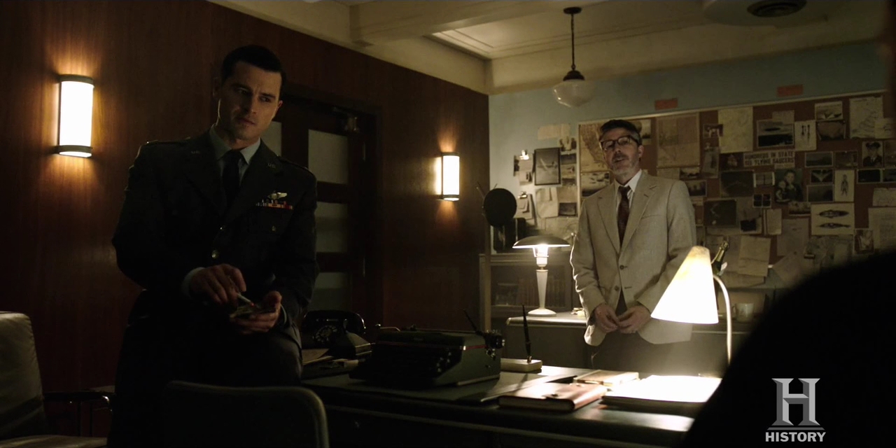 VampireDiariesWorld-dot-nl-ProjectBlueBook2x08-0212.jpg