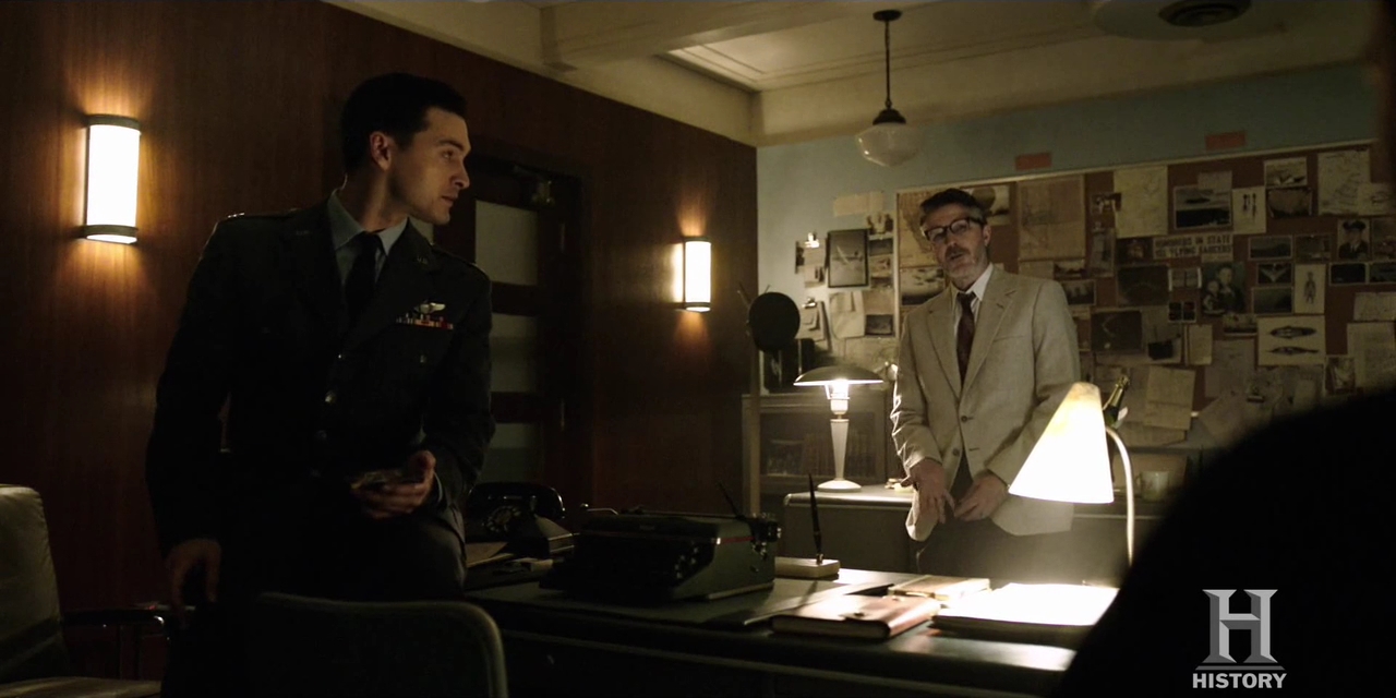 VampireDiariesWorld-dot-nl-ProjectBlueBook2x08-0214.jpg