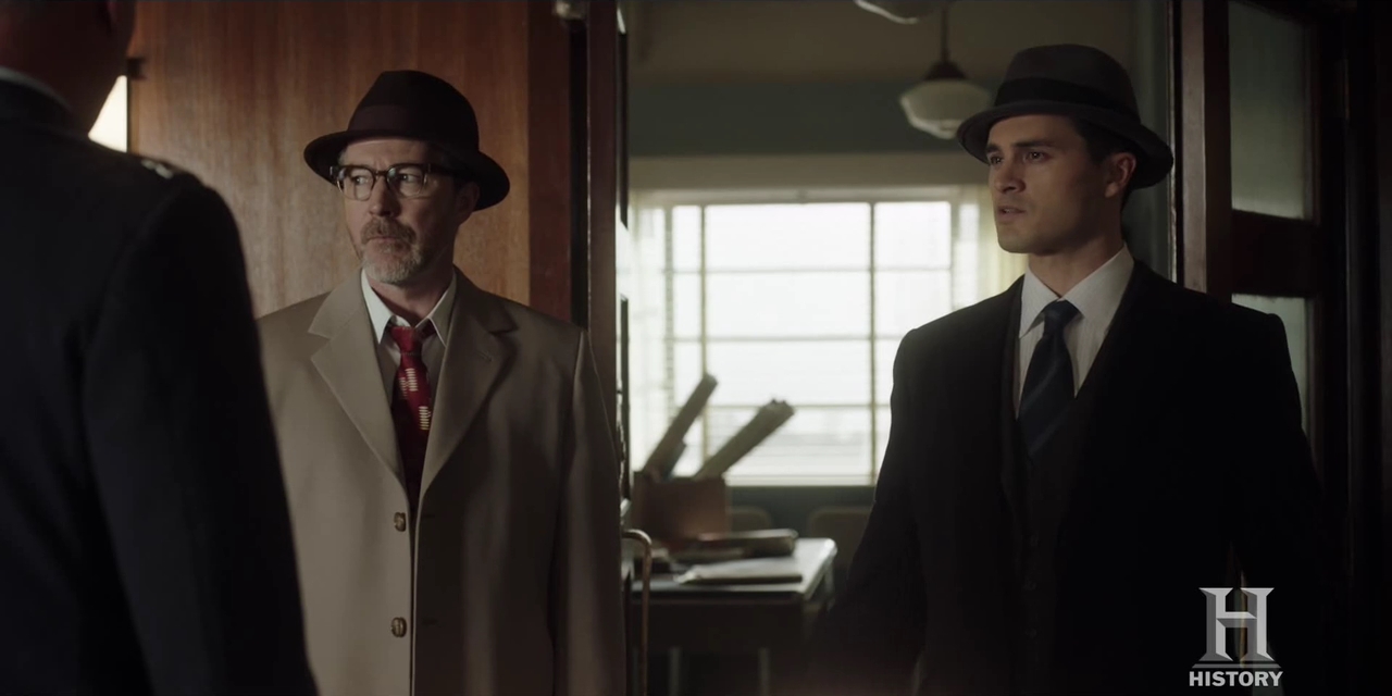 VampireDiariesWorld-dot-nl-ProjectBlueBook2x08-0905.jpg