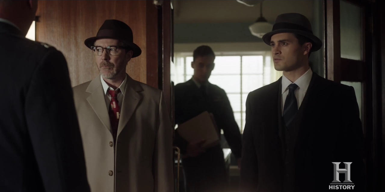 VampireDiariesWorld-dot-nl-ProjectBlueBook2x08-0906.jpg