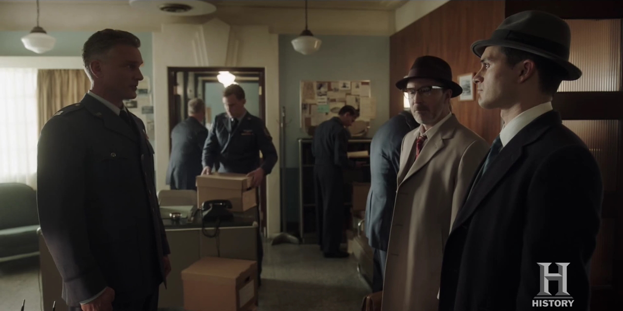 VampireDiariesWorld-dot-nl-ProjectBlueBook2x08-0912.jpg