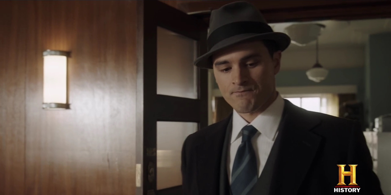 VampireDiariesWorld-dot-nl-ProjectBlueBook2x08-0926.jpg