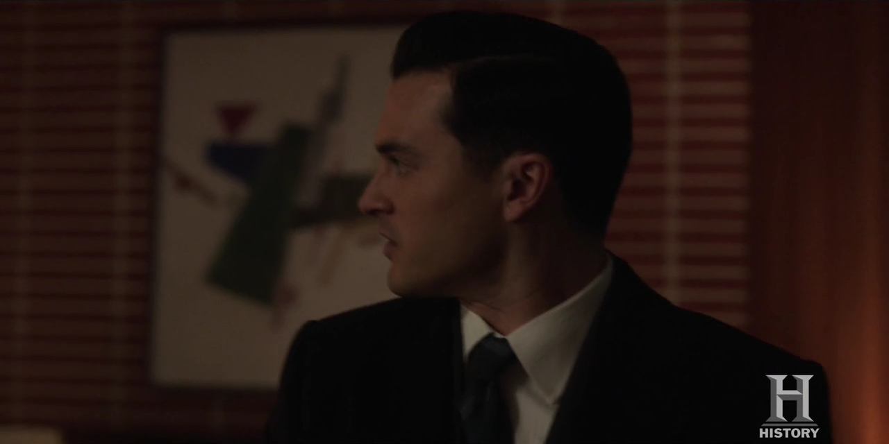 VampireDiariesWorld-dot-nl-ProjectBlueBook2x08-1970.jpg