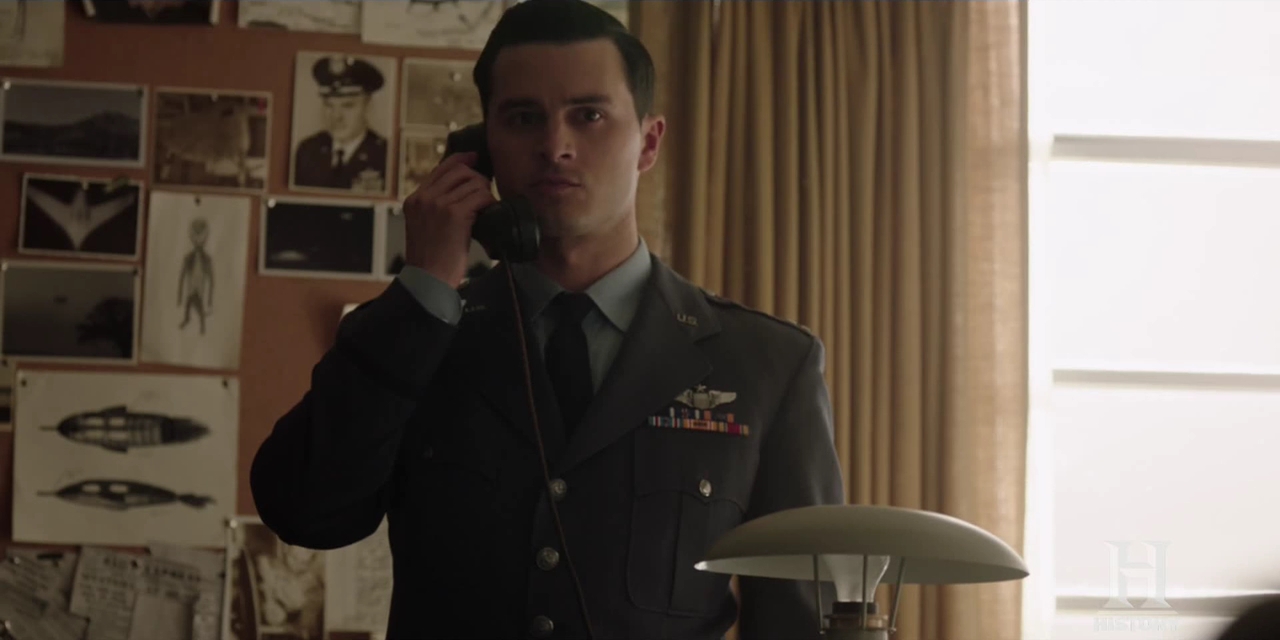 VampireDiariesWorld-dot-nl-ProjectBlueBook2x08-2330.jpg