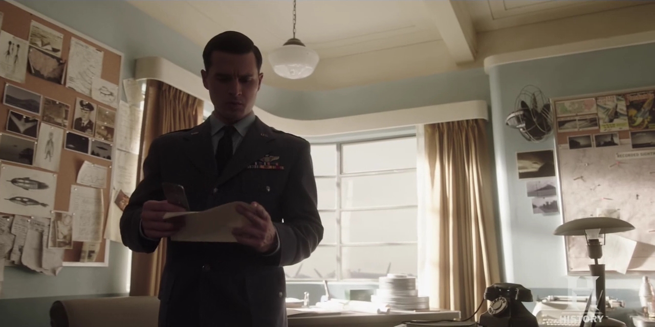 VampireDiariesWorld-dot-nl-ProjectBlueBook2x08-2415.jpg