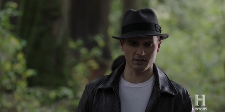 VampireDiariesWorld-dot-nl-ProjectBlueBook2x09-2055.jpg