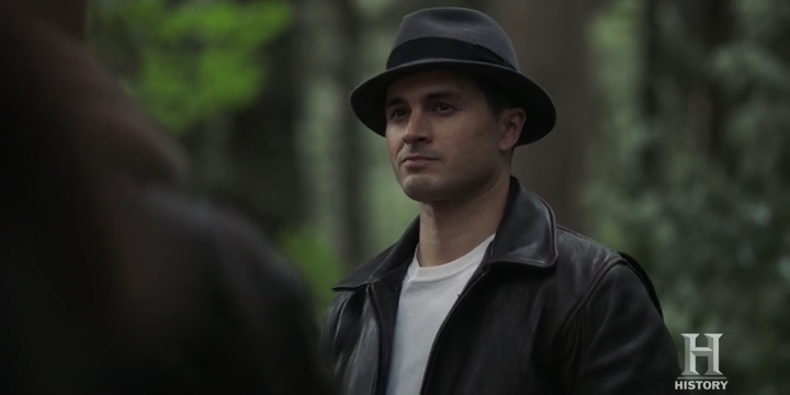 VampireDiariesWorld-dot-nl-ProjectBlueBook2x09-2295.jpg