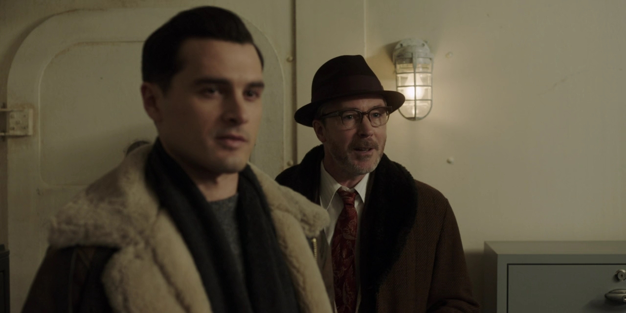 VampireDiariesWorld-dot-nl-ProjectBluebook2x10-0816.jpg