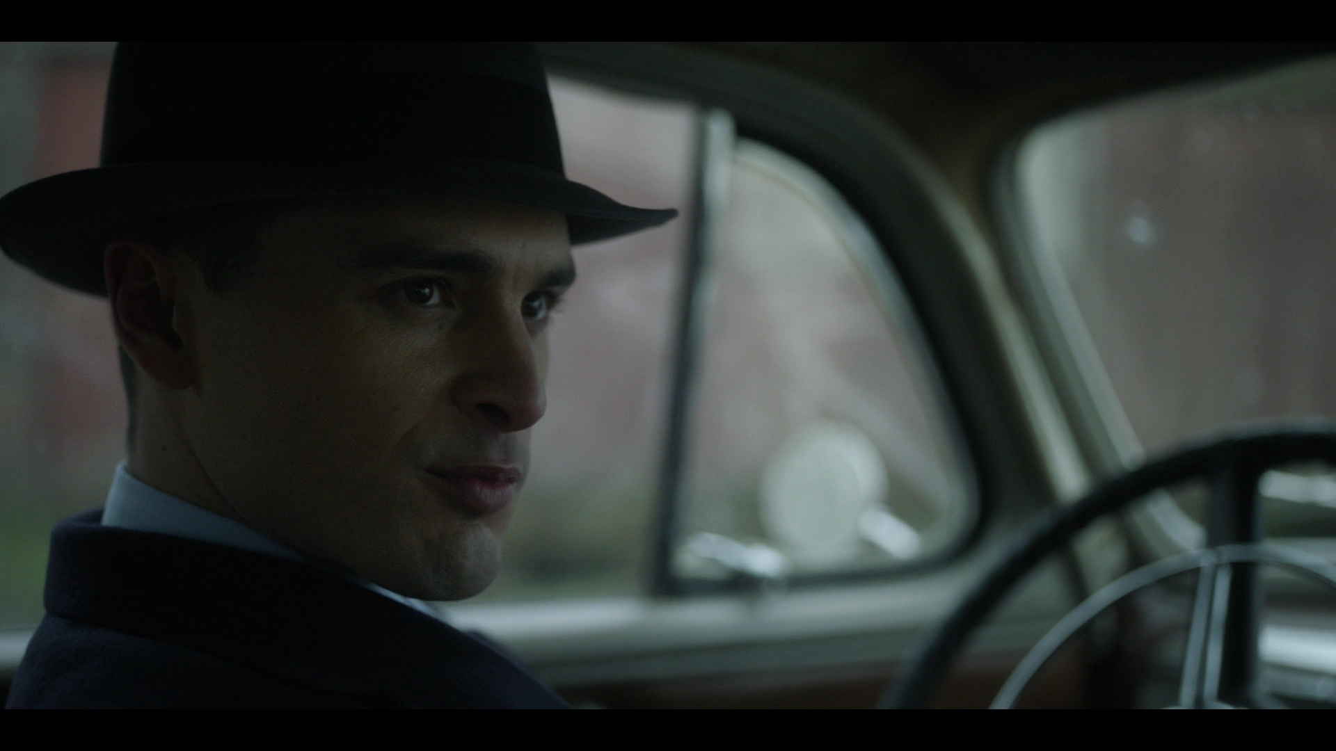 VampireDiariesWorld-dot-nl_ProjectBlueBook1x04-0322.jpg