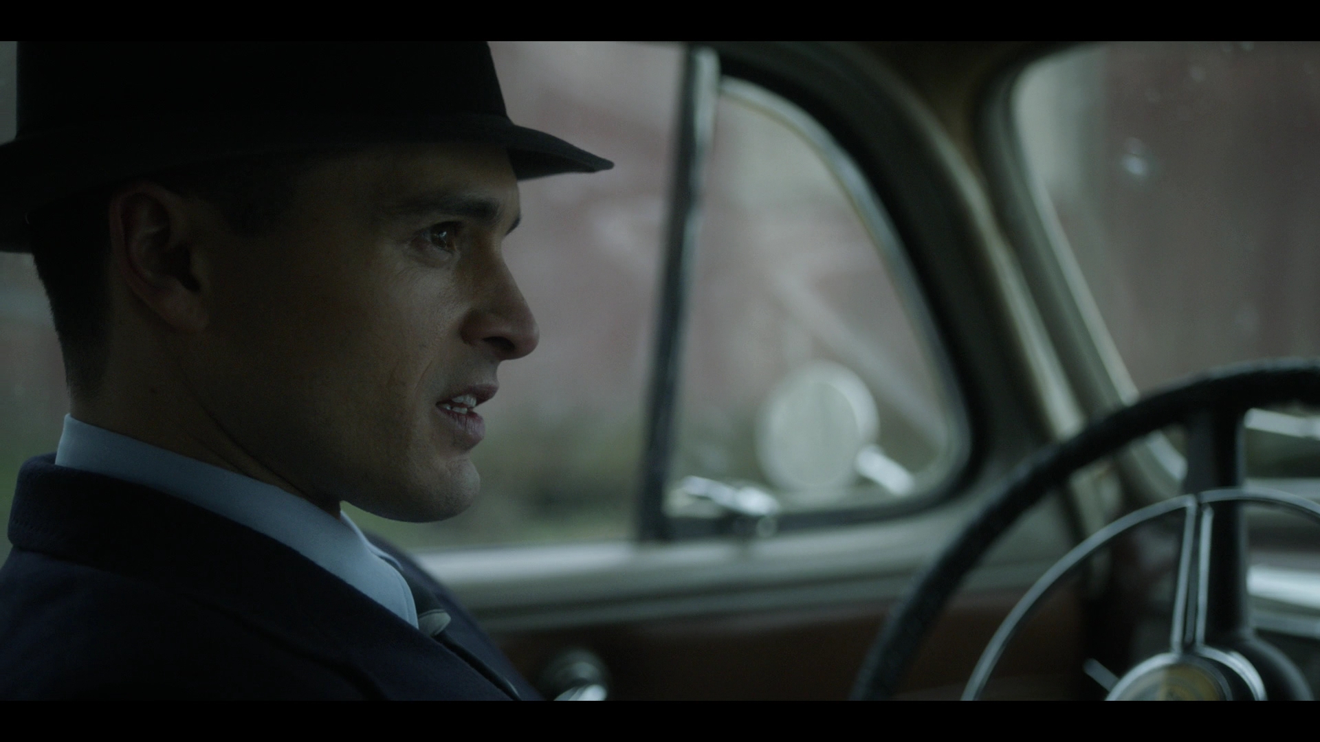 VampireDiariesWorld-dot-nl_ProjectBlueBook1x04-0330.jpg