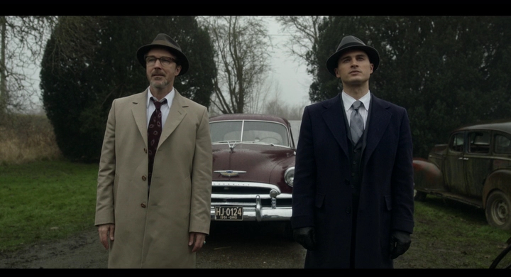 VampireDiariesWorld-dot-nl_ProjectBlueBook1x05-01814.jpg