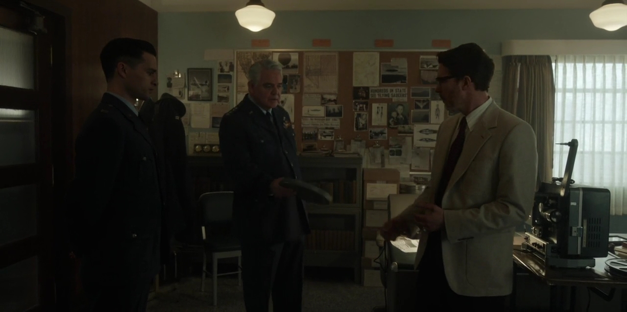 VampireDiariesWorld-dot-nl_ProjectBlueBook1x08-00100.jpg