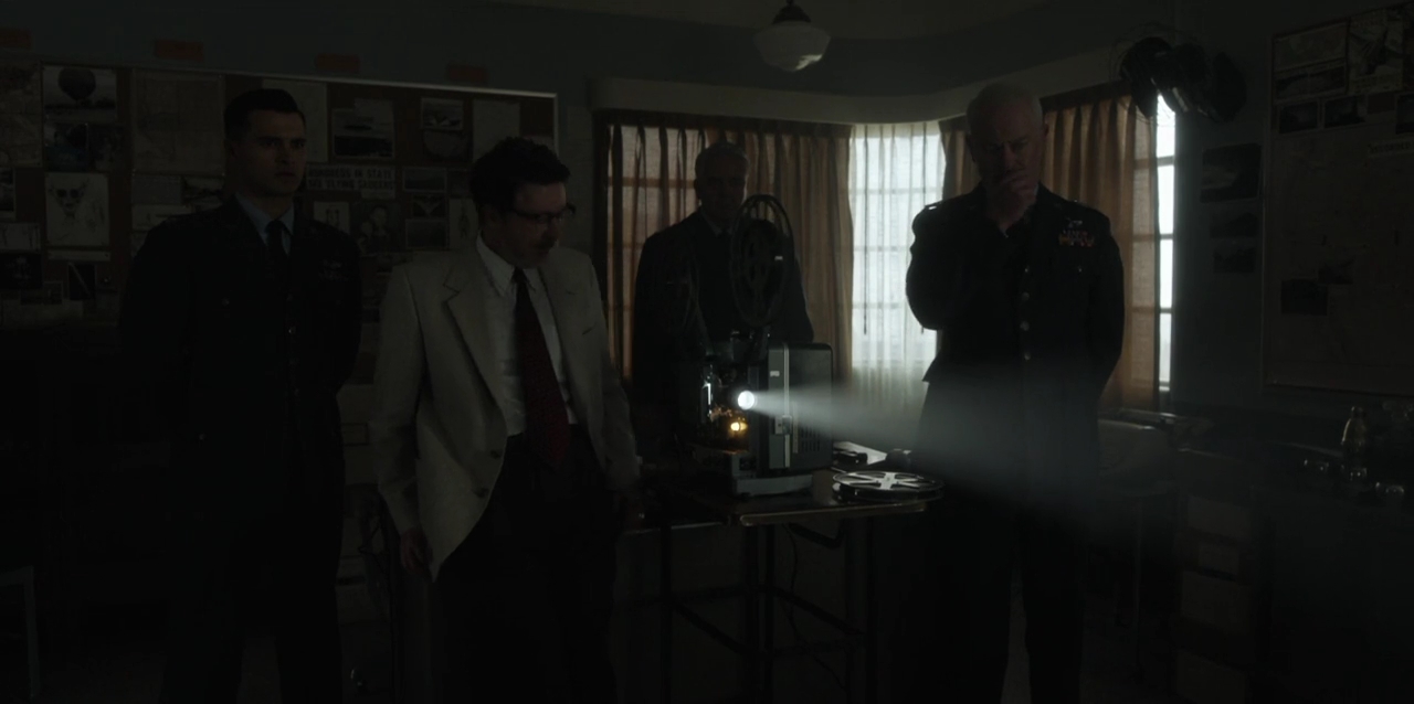 VampireDiariesWorld-dot-nl_ProjectBlueBook1x08-00230.jpg