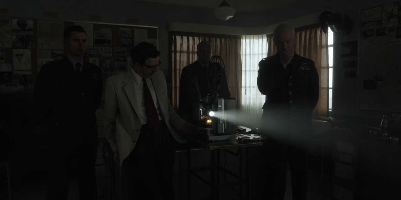 VampireDiariesWorld-dot-nl_ProjectBlueBook1x08-00231.jpg