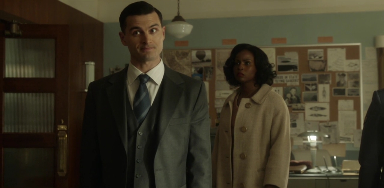 VampireDiariesWorld-dot-nl_ProjectBlueBook1x09-01202.jpg