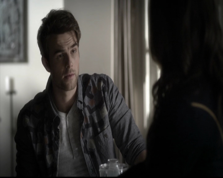 LucyHale-dot-nl_PrettyLittleLiars-4x23Unbridled0312.jpg