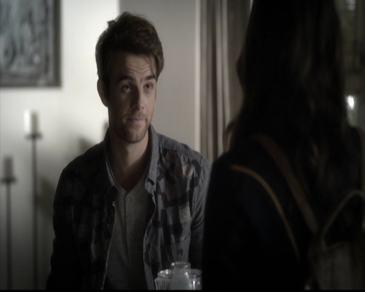 LucyHale-dot-nl_PrettyLittleLiars-4x23Unbridled0337.jpg