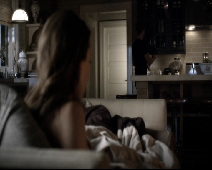 LucyHale-dot-nl_PrettyLittleLiars-4x23Unbridled0912.jpg