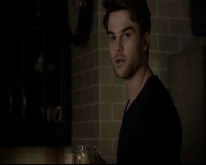 LucyHale-dot-nl_PrettyLittleLiars-4x23Unbridled0921.jpg