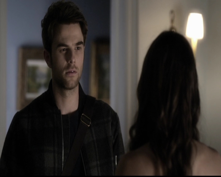 LucyHale-dot-nl_PrettyLittleLiars-4x23Unbridled1622.jpg