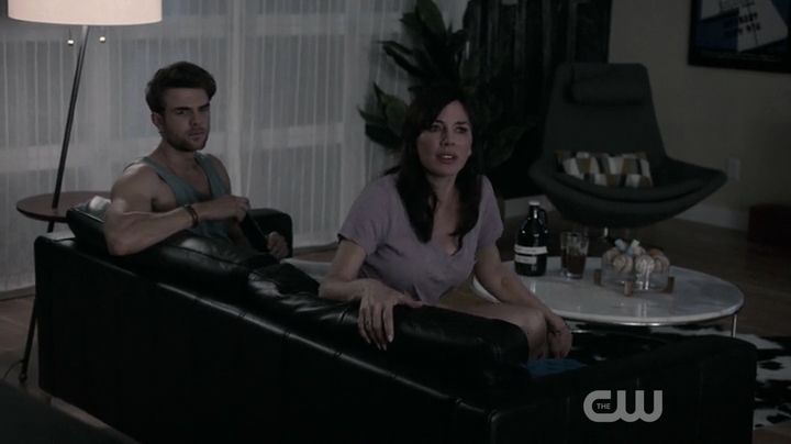 VampireDiariesWorld-dot-nl_SignificantMother-1x02-0047.jpg